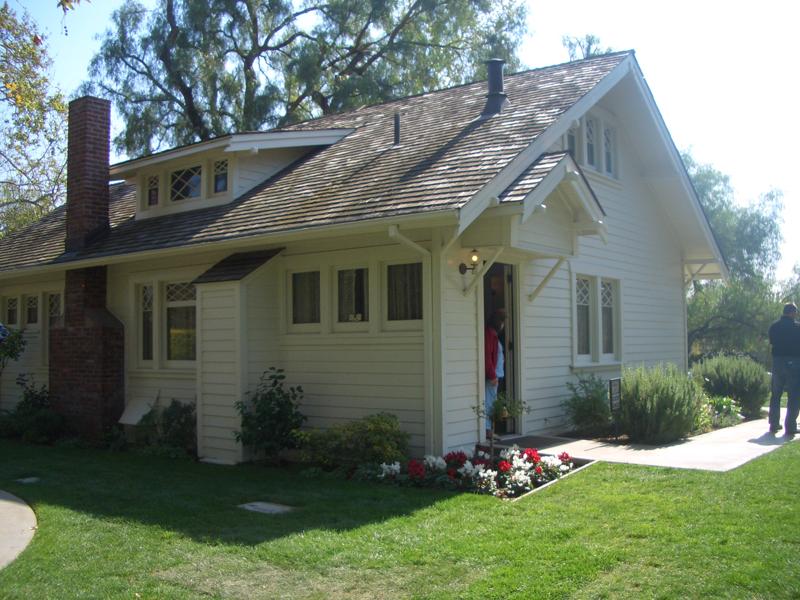 1015a.jpg